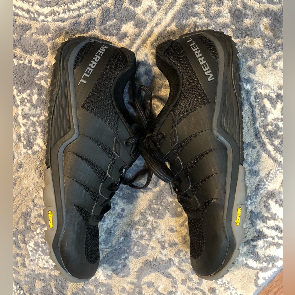 Merrell “Barefoot 2” women’s shoes. Size 7.5. Black